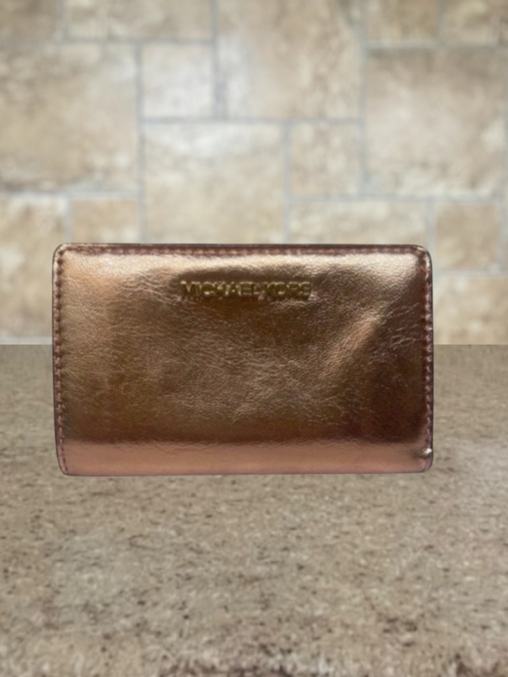 Michael Kors Medium Bifold Zip Coin Wallet 
Primrose Pink Metallic